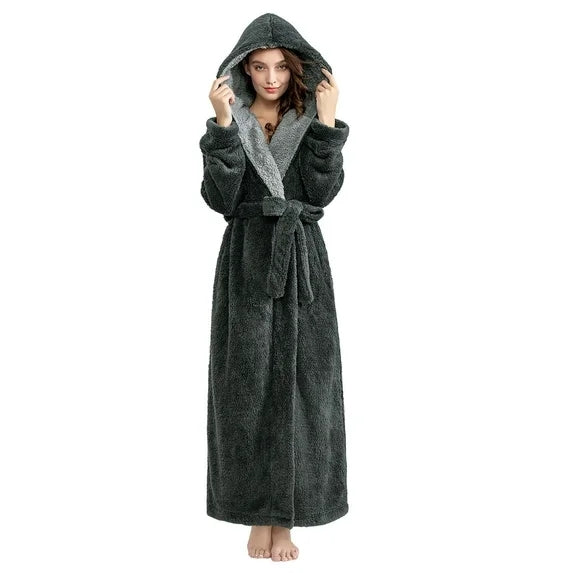Long Hooded Robes for Women Luxurious Plush Bathrobes with Pockets & Waist Belt Full Length Bathrobe Winter Warm Sleepwear